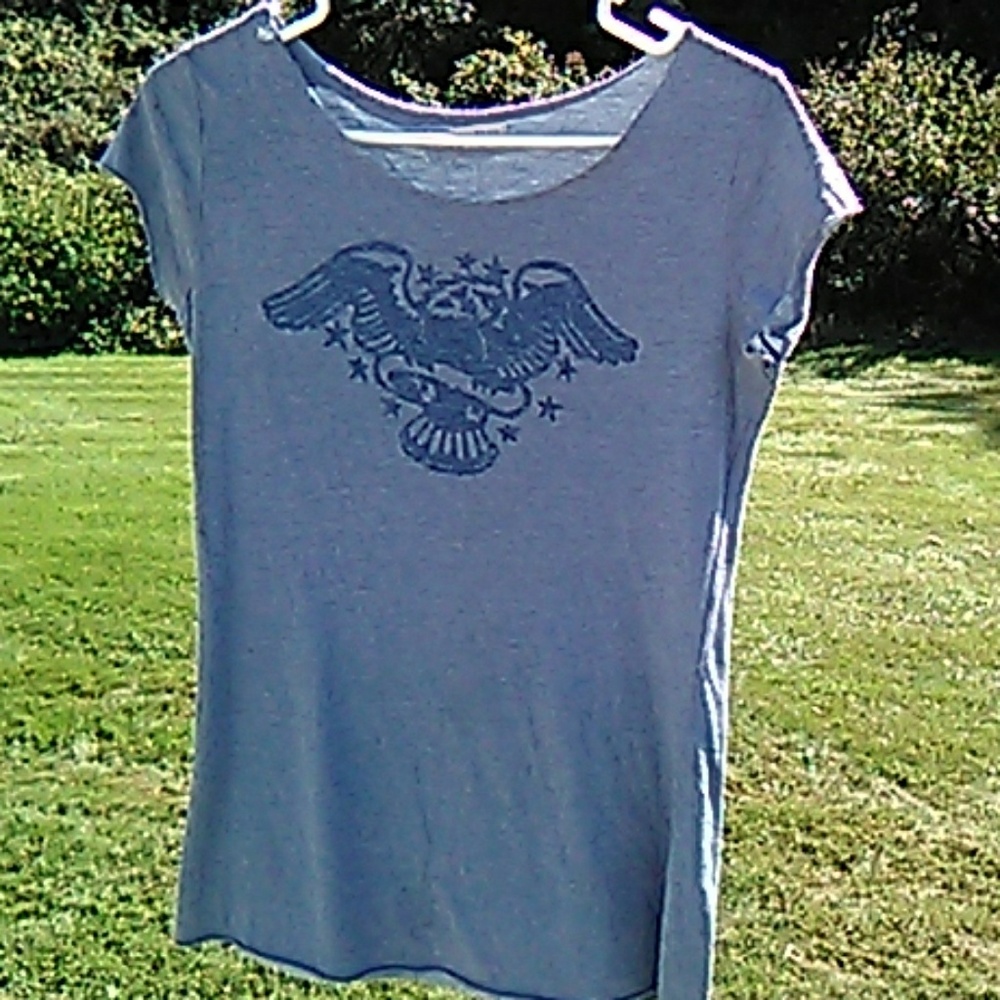 Maurices Short Sleeve Tee cool Eagle design